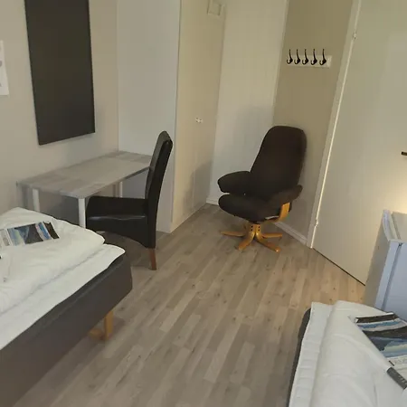 Koselig I Sentrum 5 Soveplasser Gratis Parkering Og Gratis Internett Hostel *
