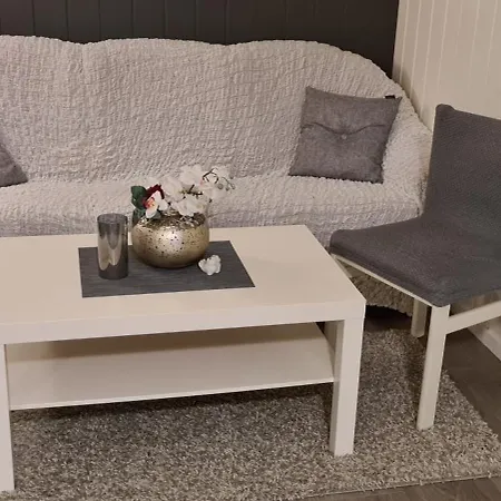 Hostel Koselig I Sentrum 5 Soveplasser Gratis Parkering Og Gratis Internett *