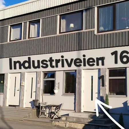 호스텔 Koselig I Sentrum 5 Soveplasser Gratis Parkering Og Gratis Internett *